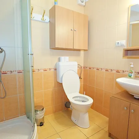 Apartman Zoli Apartmanok-bródy 51-53 *