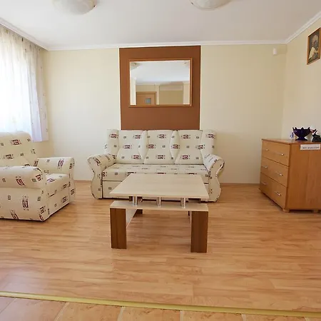 Apartamento Zoli Apartmanok-brody 51-53