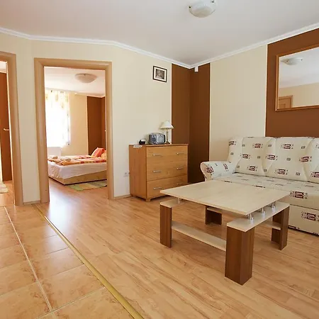 Zoli Apartmanok-bródy 51-53 Hajdúszoboszló