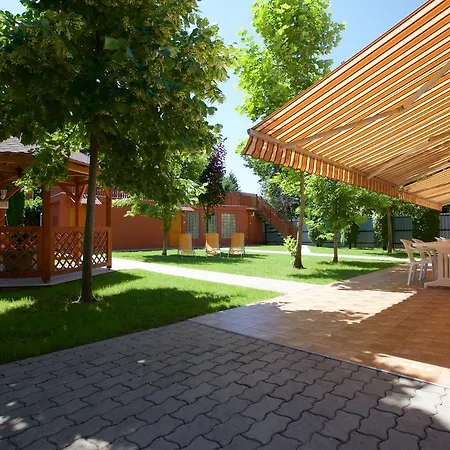 Apartman Zoli Apartmanok-bródy 51-53 *