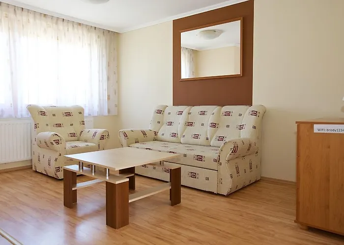 Zoli Apartmanok-brody 51-53 Hajdúszoboszló